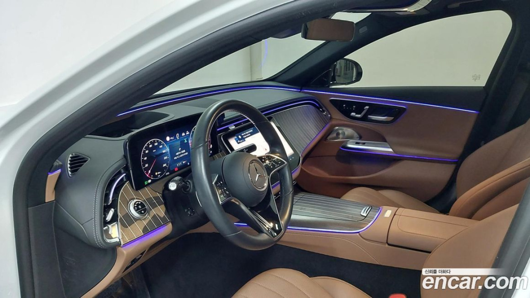 Mercedes-Benz E-Class E450 4MATIC Exclusive, 2024