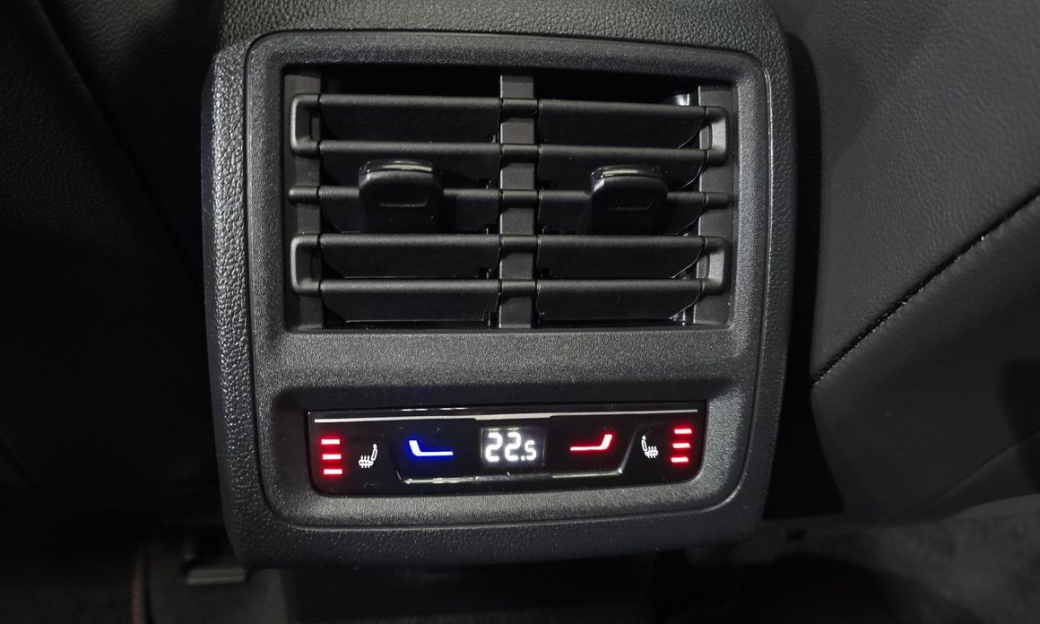 Volkswagen Golf 2.0 GTI, 2024
