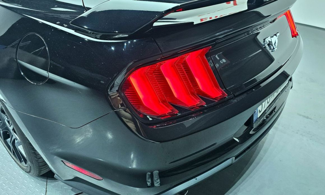 Ford Mustang Coupe, 2023