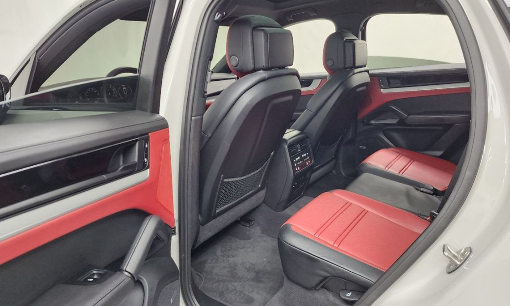 Porsche Cayenne 3.0 Coupe, 2024