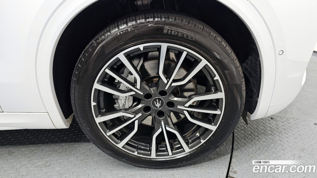 Maserati Grecale 2.0 AWD GT, 2023