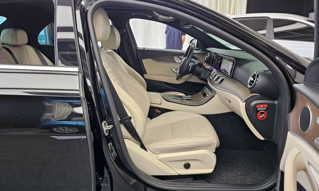 Mercedes-Benz E-Class E250 Exclusive, 2022