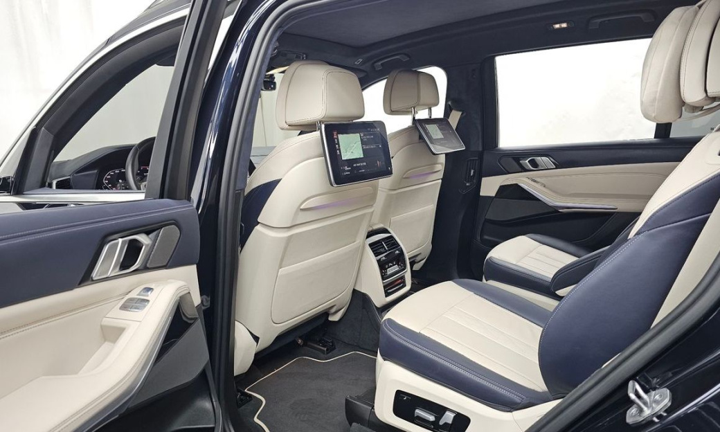 BMW X7 M50i 6STR, 2022
