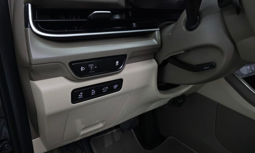 Kia Carnival 9-Seater Noblesse, 2025