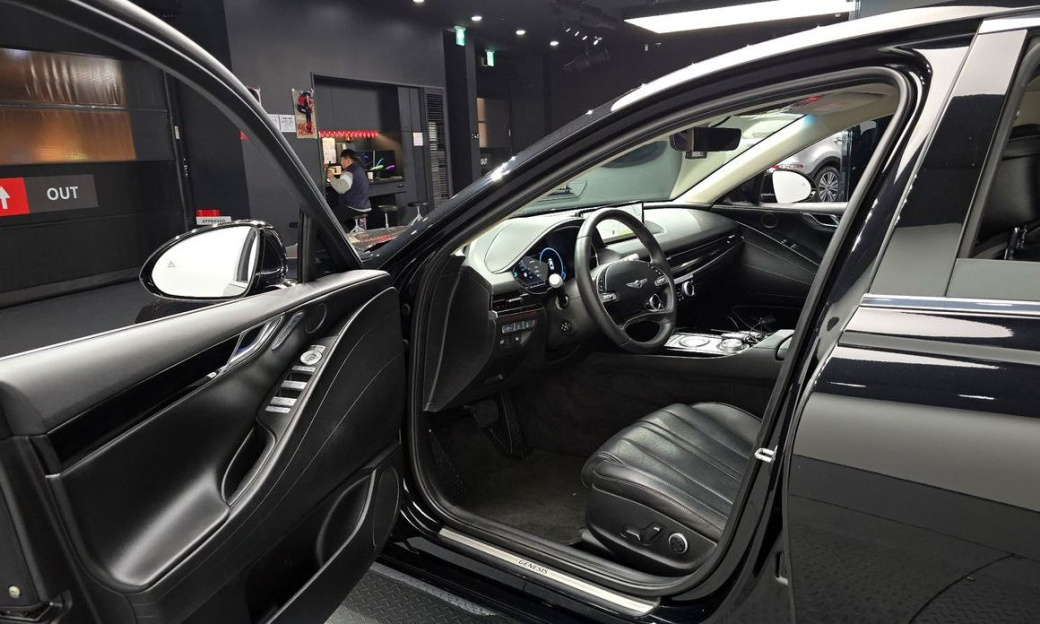 Genesis G80 Gasoline 2.5 Turbo AWD, 2022