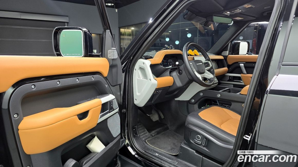 Land Rover Defender 130 D300 X-Dynamic HSE, 2024