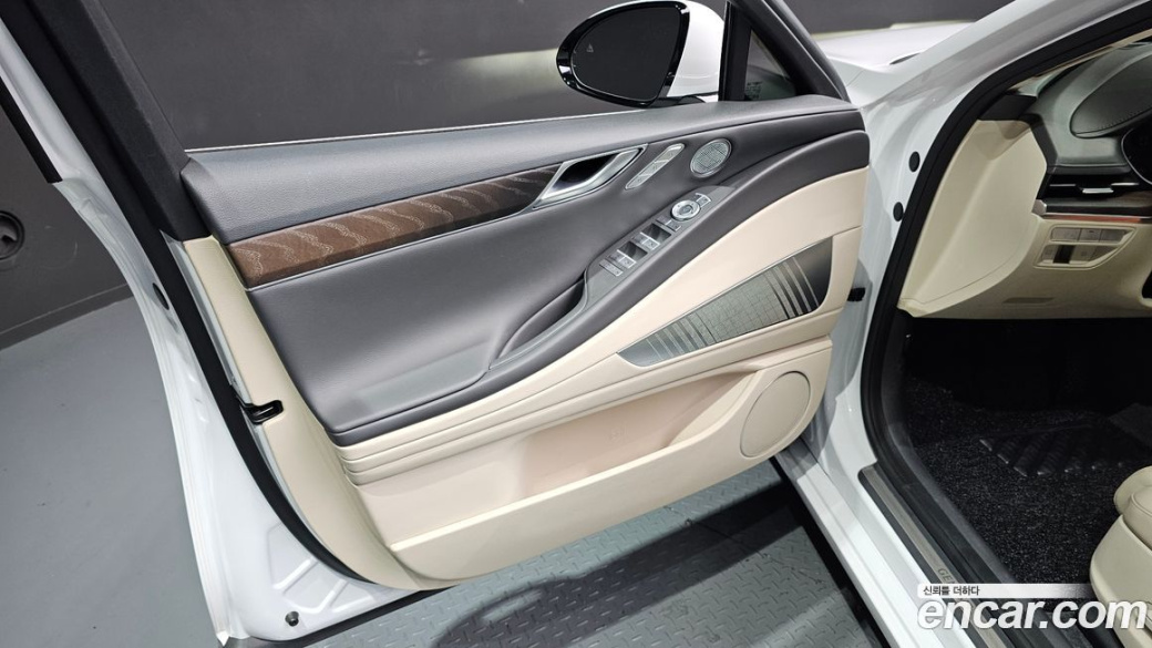 Genesis G80 Gasoline 2.5 Turbo AWD, 2024
