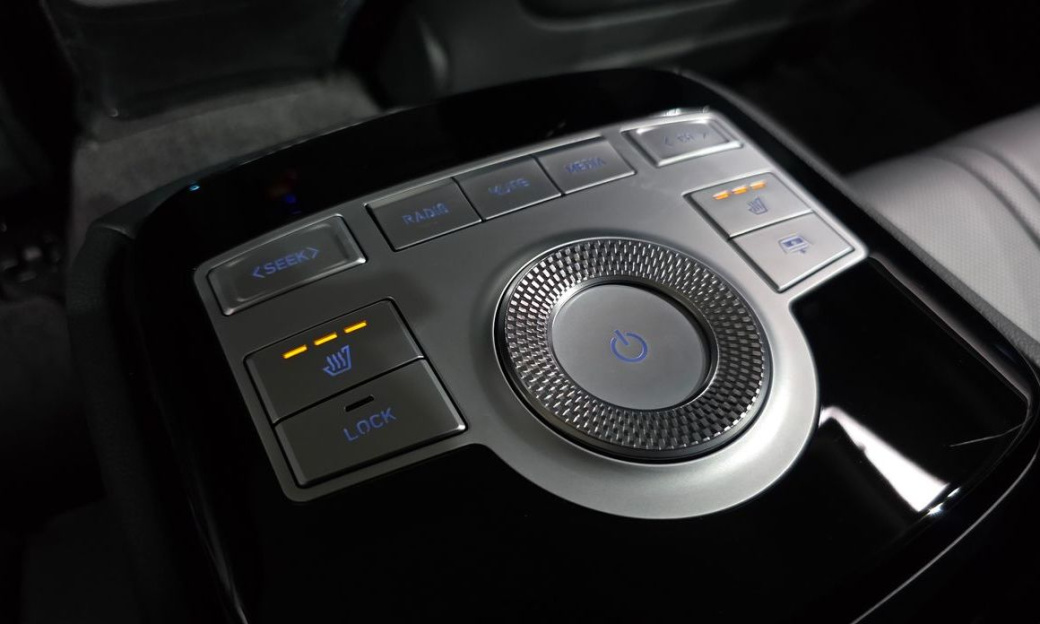 Genesis G80 Gasoline 2.5 Turbo AWD, 2022
