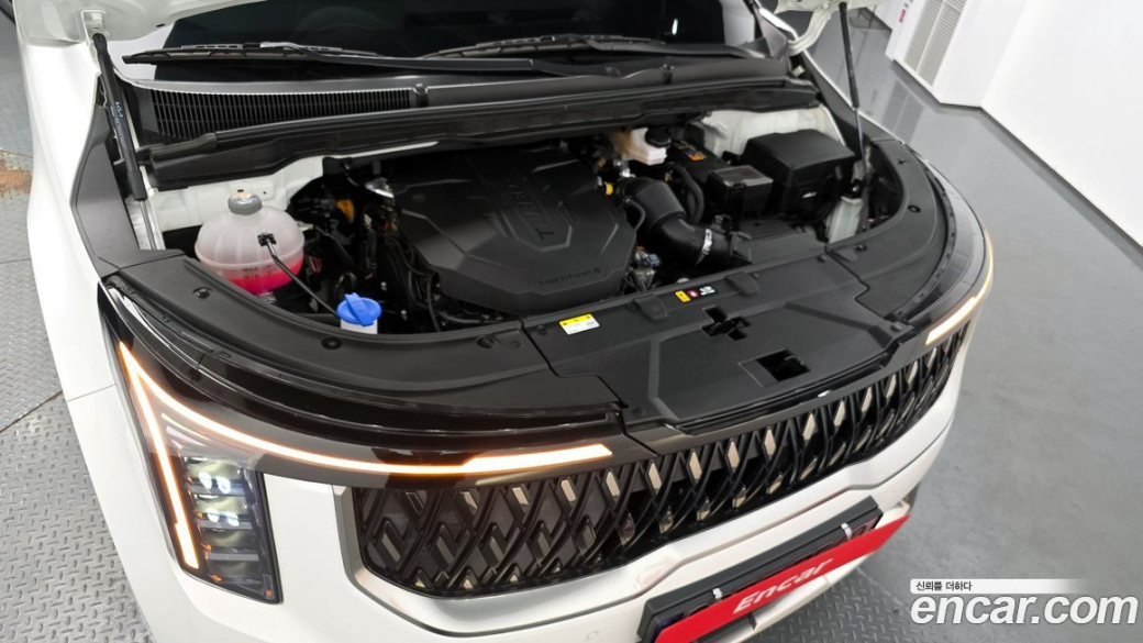 Kia Carnival 9-Seater Noblesse, 2025