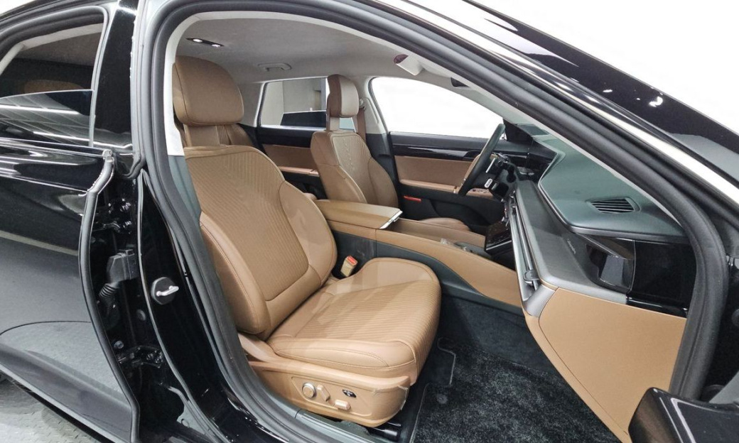 Hyundai Grandeur 2,5 Gasoline 2WD, 2023