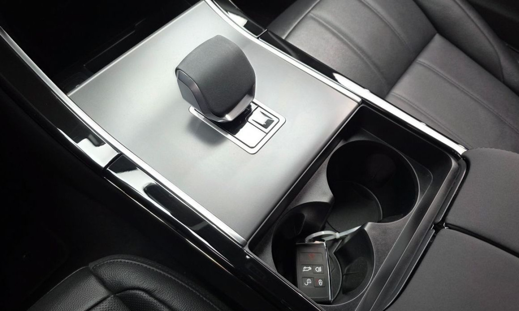 Land Rover Range Rover Evoque P250 Dynamic SE, 2025