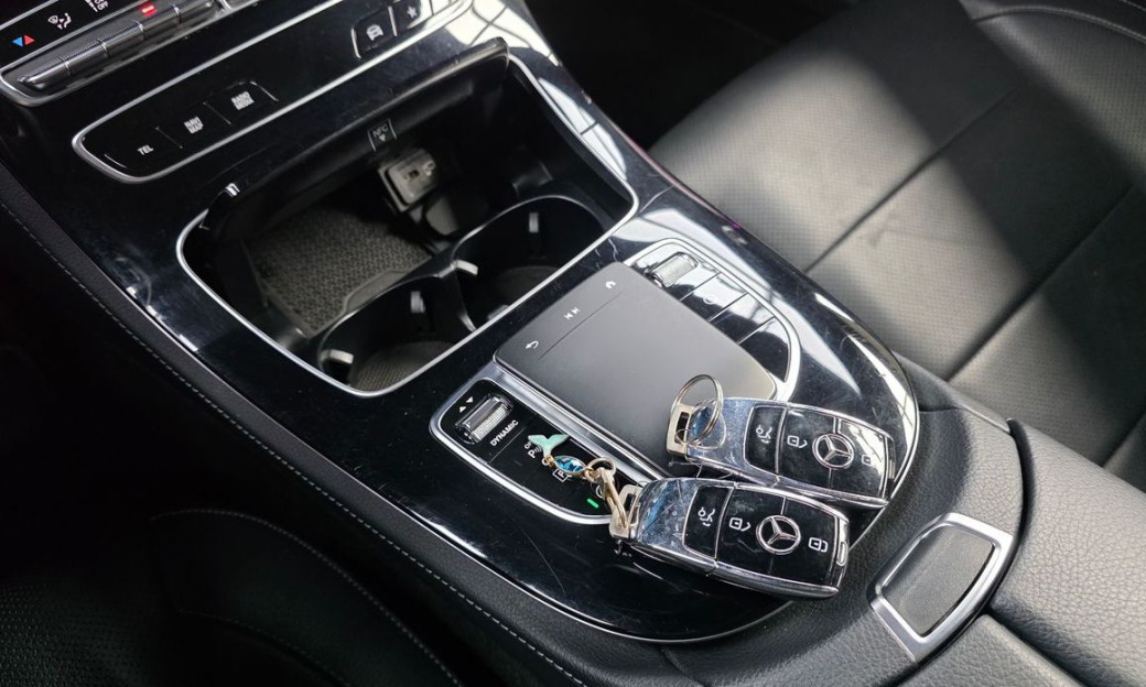 Mercedes-Benz E-Class E250 Avantgarde, 2022