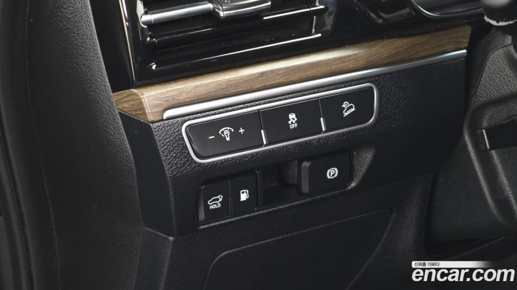 Kia Mohave Diesel 3.0 4WD 5-Seater, 2023
