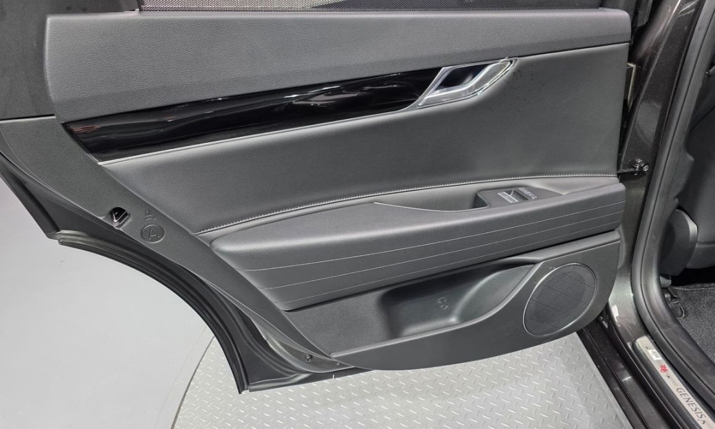 Genesis G80 Gasoline 2.5 Turbo AWD, 2024