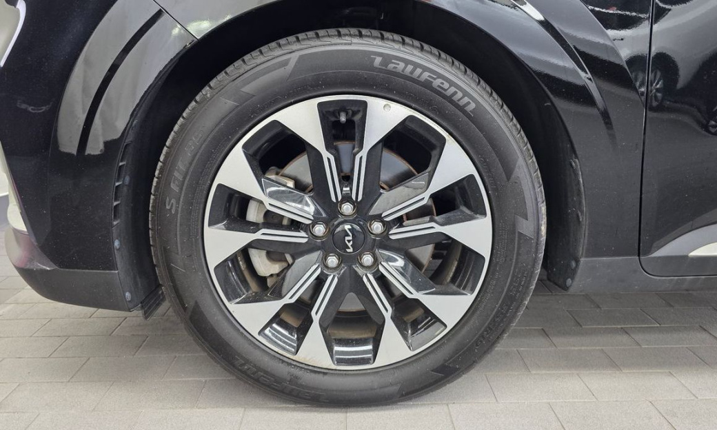 Kia Carnival 7-Seater Signature, 2022
