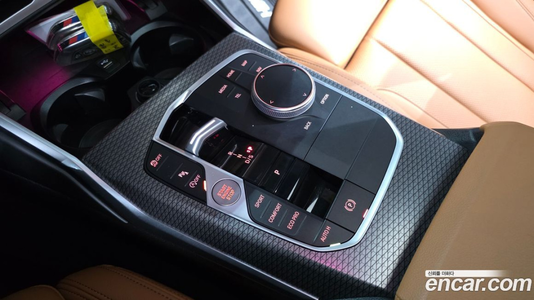 BMW 3-Series 320i M Sport, 2023