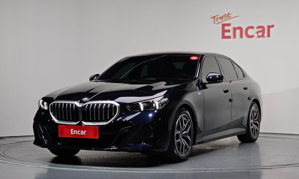 BMW 5-Series 520i M Sport, 2024