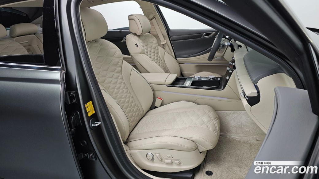 Genesis G80 Gasoline 2.5 Turbo AWD, 2025