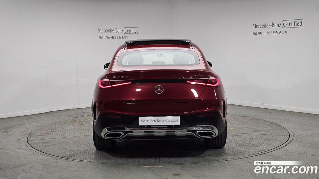 Mercedes-Benz GLC-Class GLC300 4MATIC AMG Line, 2025