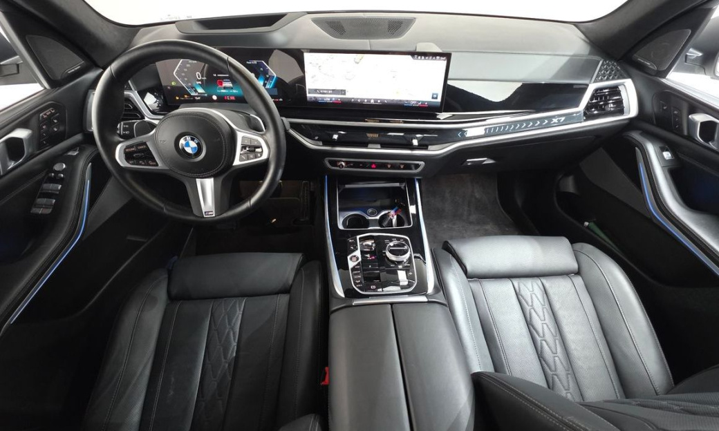 BMW X7 xDrive 40i M Sport 6STR, 2024