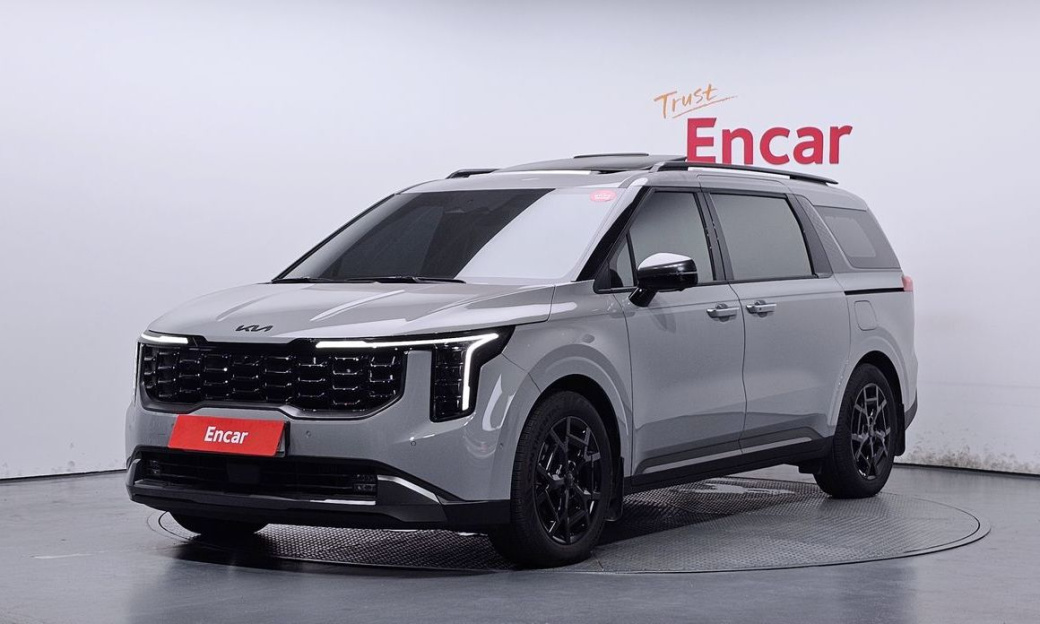 Kia Carnival 7-Seater Gravity, 2025