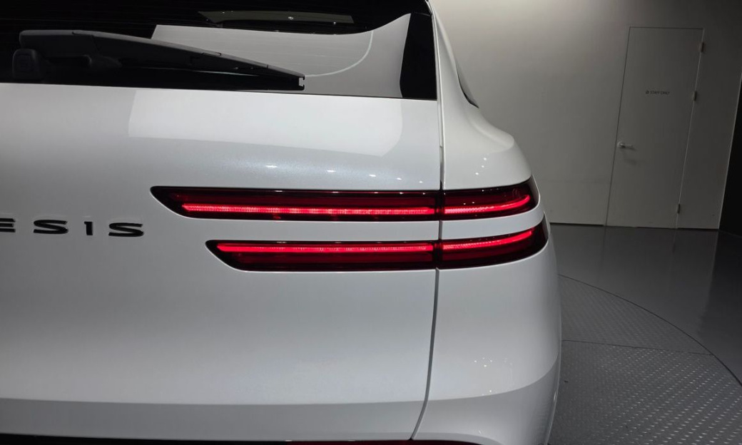 Genesis GV70 2.5T Gasoline 2WD, 2023