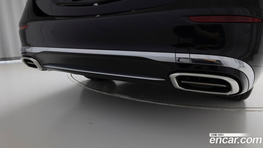 Mercedes-Benz S-Class Maybach S580 4MATIC, 2024