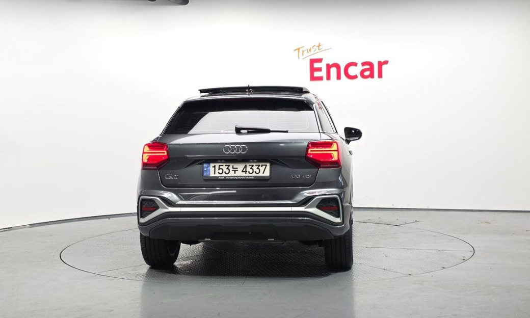 Audi Q2 35 TDI Premium, 2023
