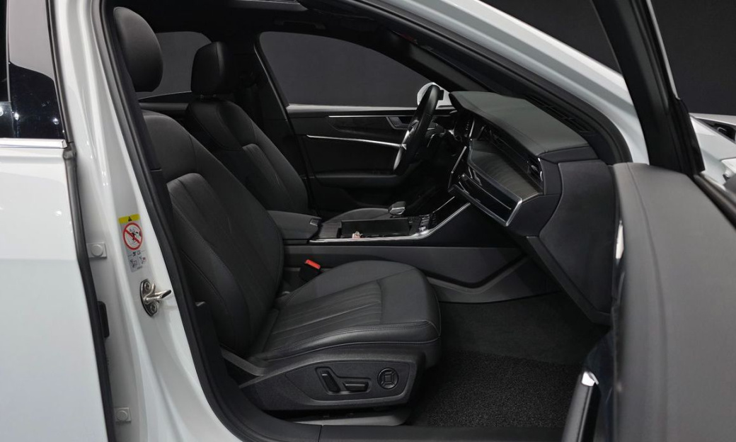 Audi A6 40 TDI Premium, 2022
