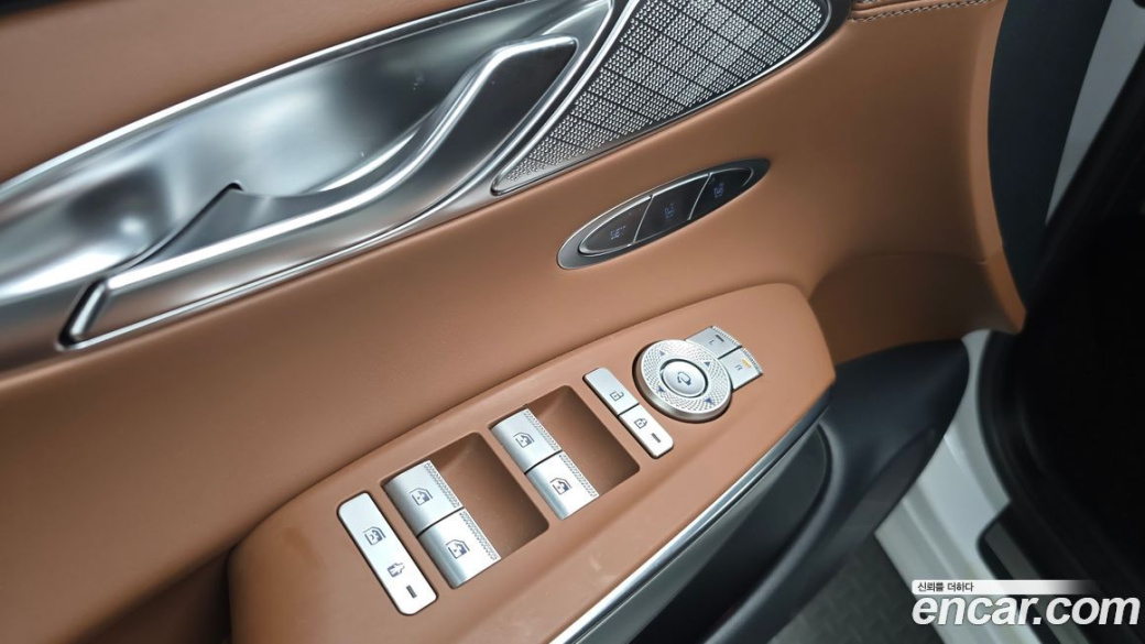 Genesis GV70 2.5T Gasoline 2WD, 2021