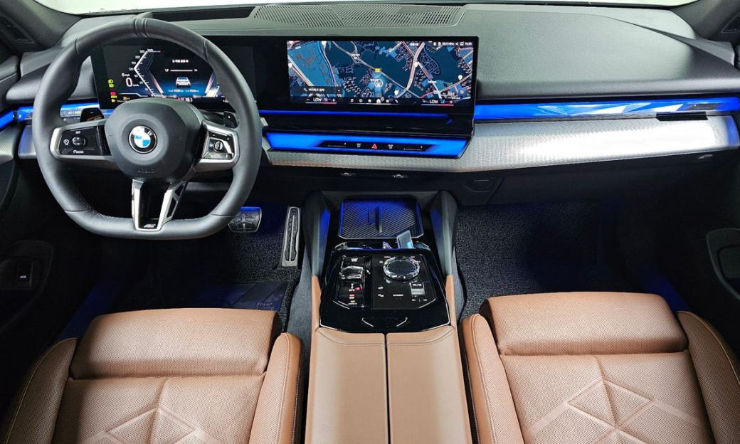 BMW 5-Series 530i xDrive M Sport, 2025
