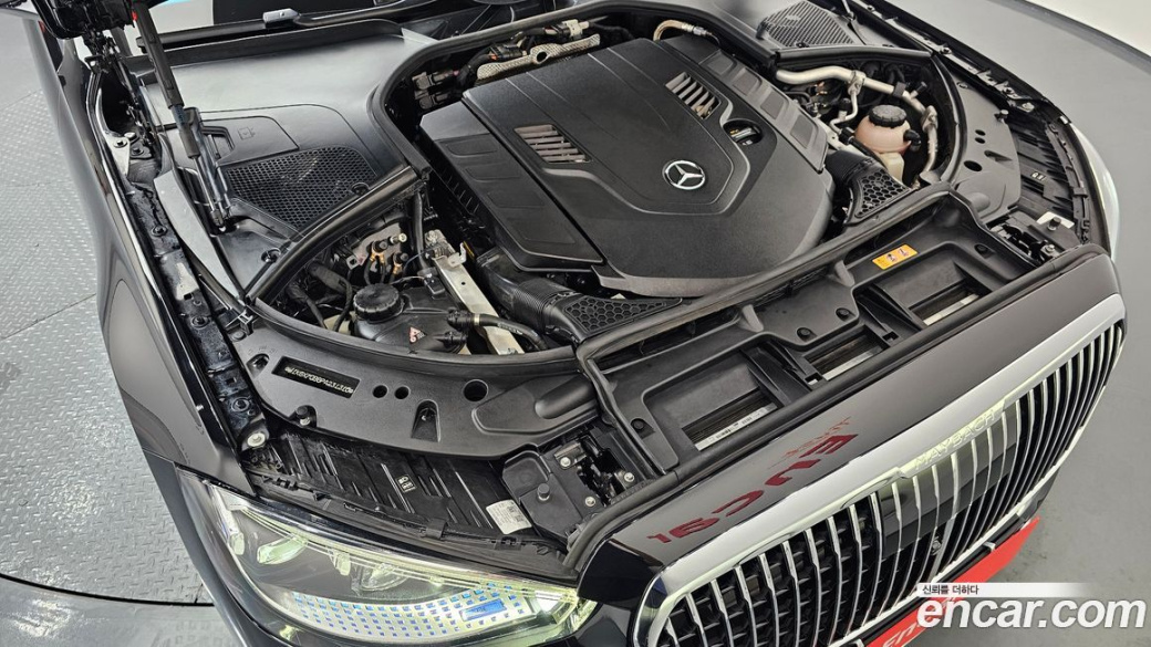 Mercedes-Benz S-Class Maybach S580 4MATIC, 2023