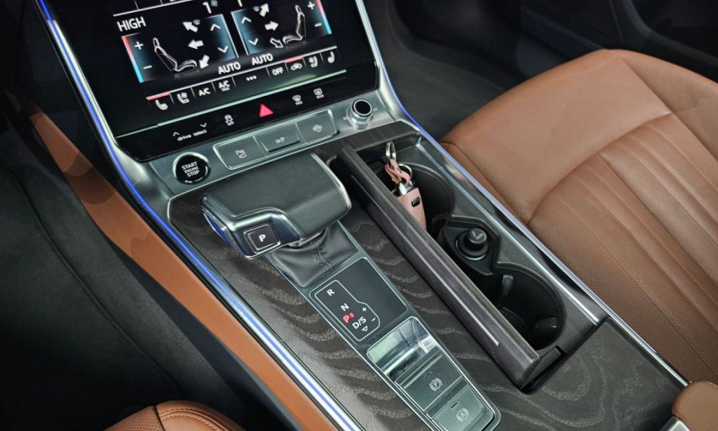 Audi A6 40 TDI Premium, 2022