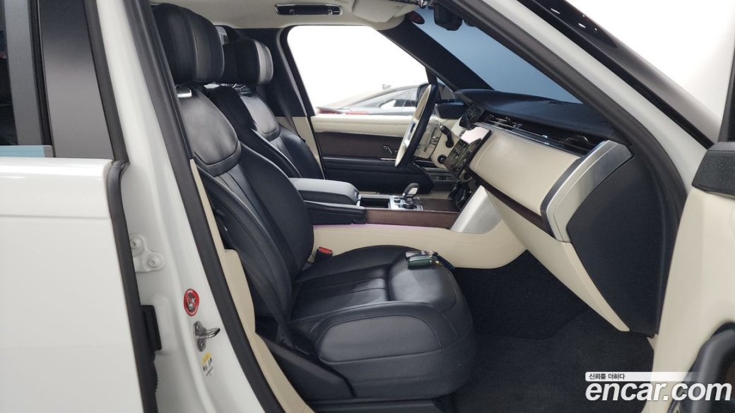 Land Rover Range Rover D350 HSE LWB, 2023