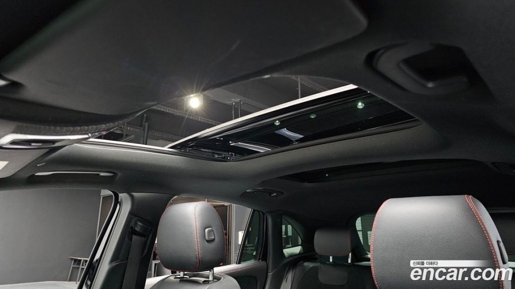 Mercedes-Benz GLA-Class GLA250 4MATIC, 2023