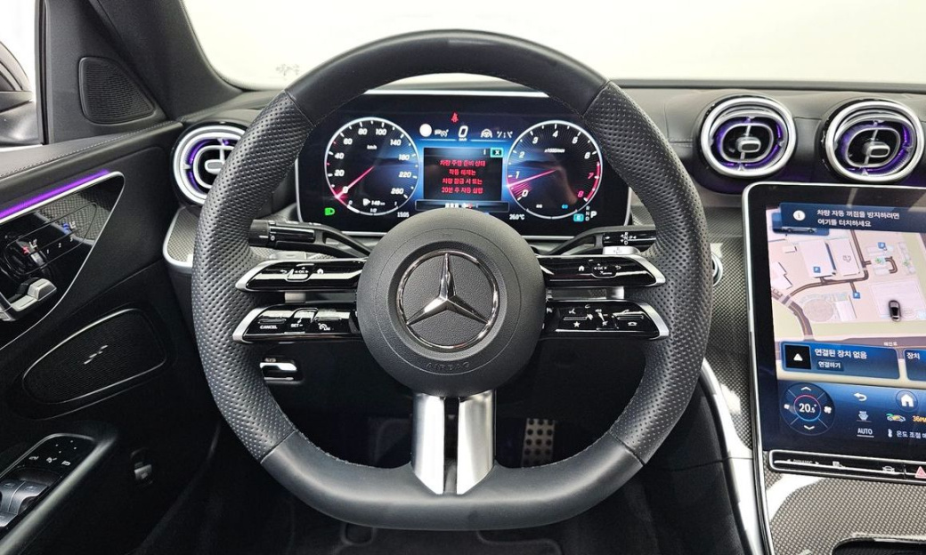 Mercedes-Benz C-Class C300 4MATIC AMG Line, 2024
