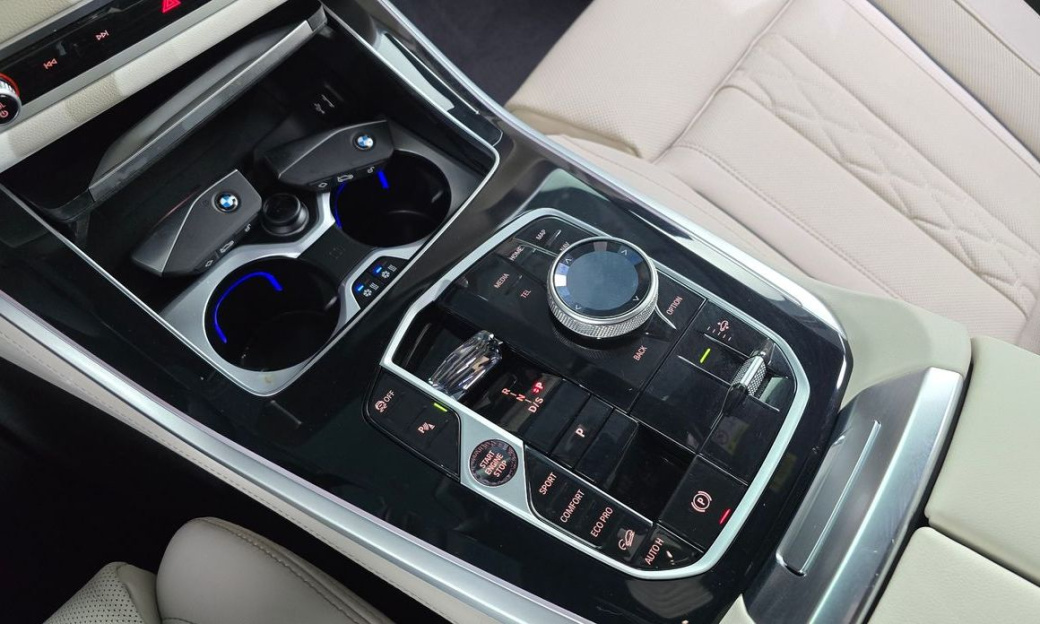 BMW X5 xDrive 40i M Sport, 2025