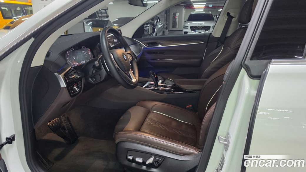 BMW Gran Turismo 620d Luxury, 2023