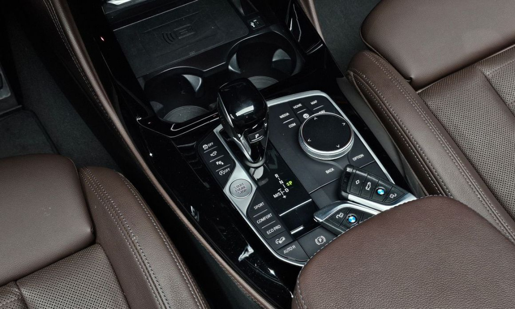 BMW X4 xDrive20i M Sports Pro, 2022