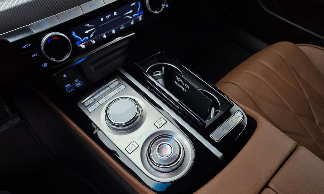 Genesis G80 Gasoline 2.5 Turbo 2WD, 2024
