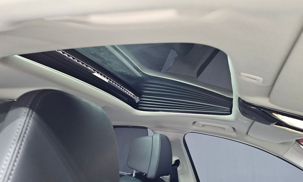 BMW 5-Series 530i xDrive Luxury, 2023