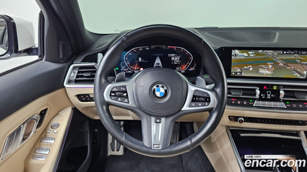 BMW 3-Series 320i M Sport, 2022