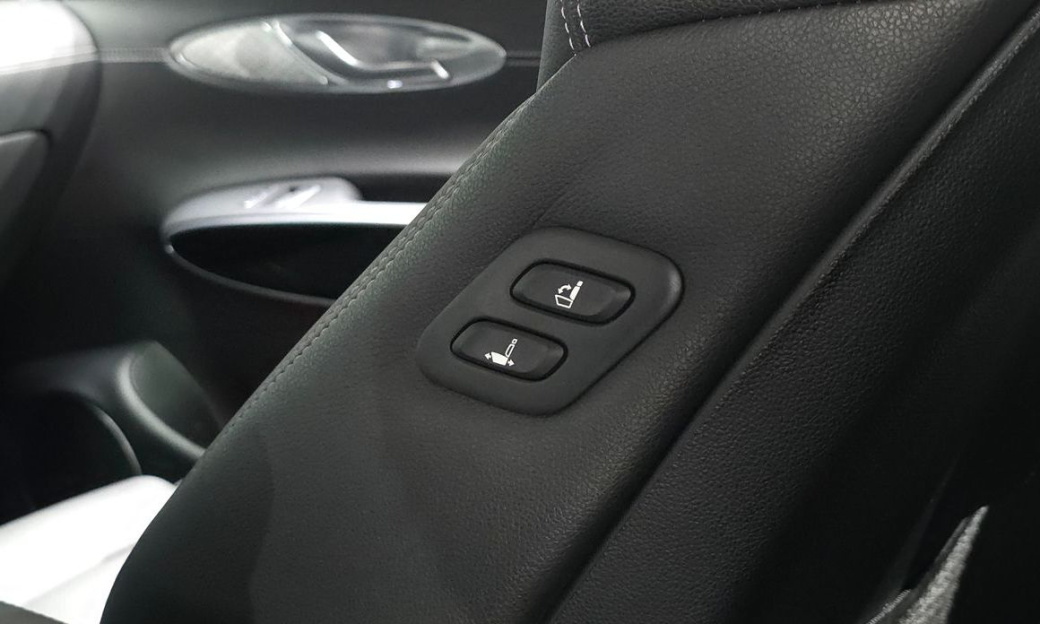 Genesis GV70 2.5T Gasoline 2WD, 2022