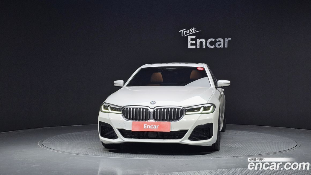 BMW 5-Series 520i M Sport, 2022