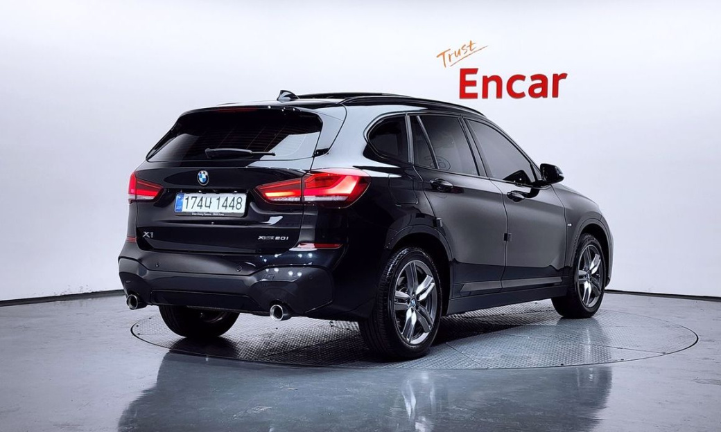 BMW X1 xDrive 20i M Sport, 2022