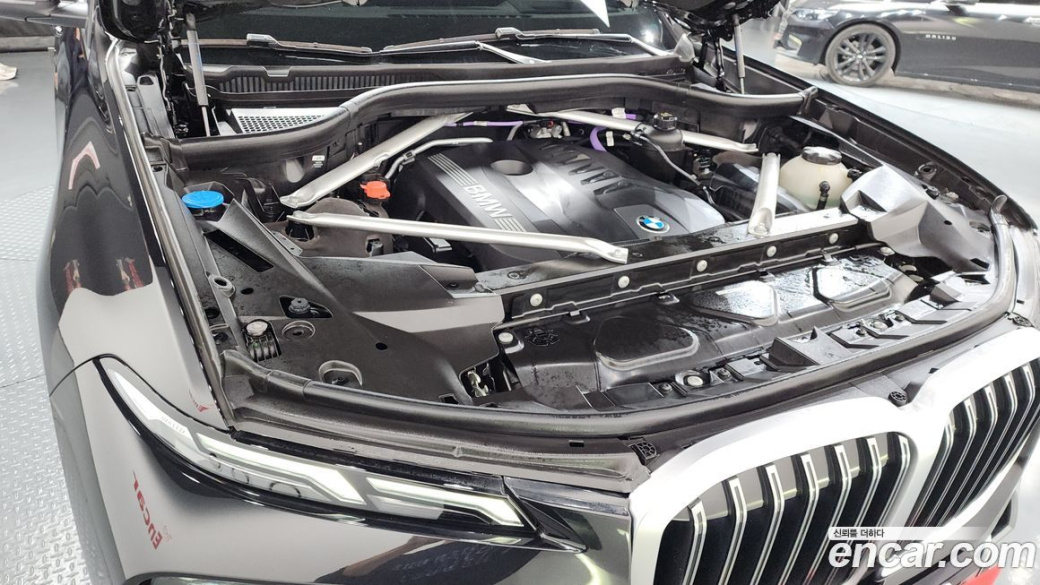 BMW X7 xDrive 40i Design Pure Excellence 6-Seater, 2024