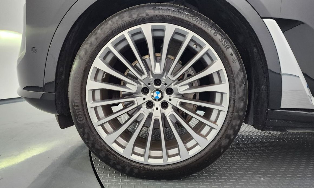 BMW X7 xDrive 40i Design Pure Excellence 7-Seater, 2024