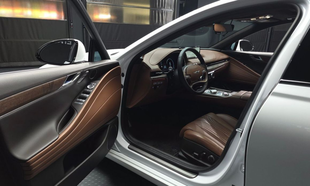 Genesis G80 Gasoline 2.5 Turbo AWD, 2023