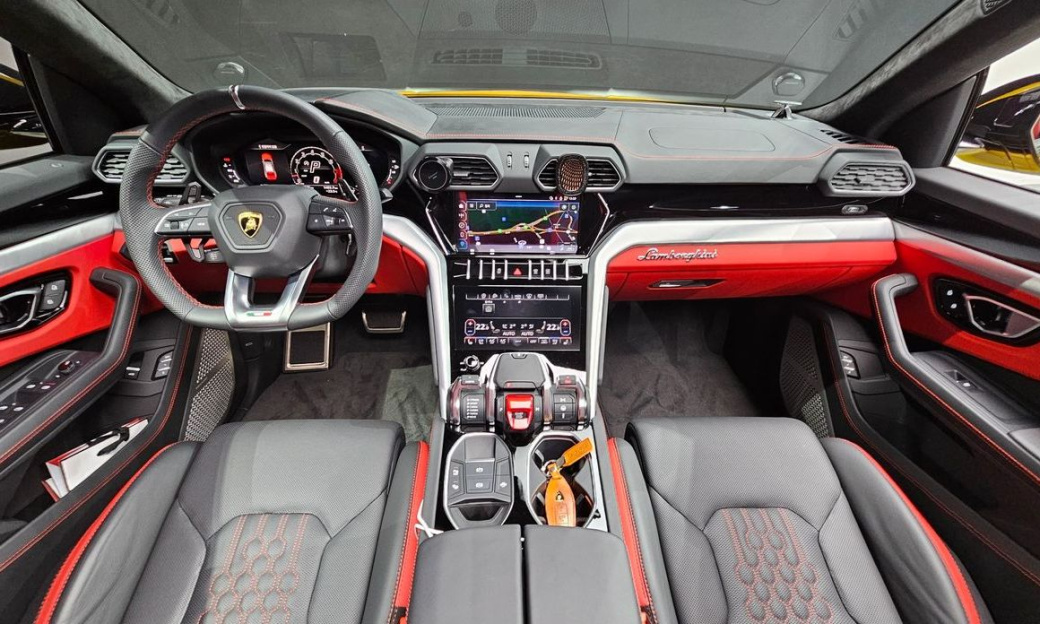 Lamborghini Urus 4.0 V8 S, 2024