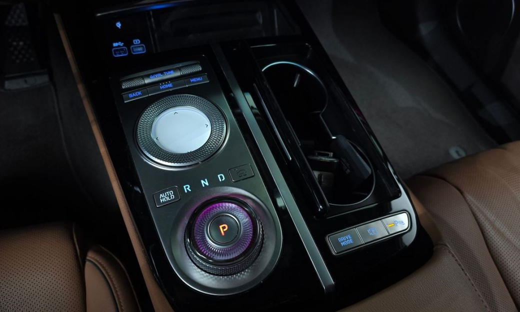 Genesis G80 Gasoline 2.5 Turbo AWD, 2021